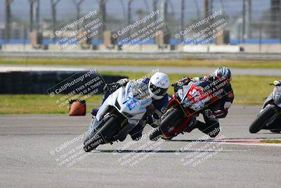 media/Mar-19-2022-Fastrack Riders (Sat) [[4e7522d738]]/Level 5 Race/Turn 6/